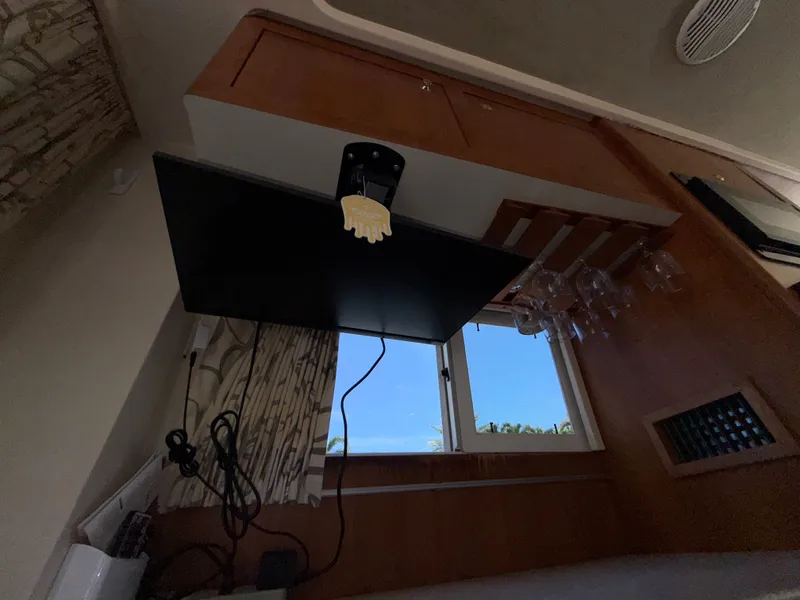 Slide: The Image of Mainship 390 Trawler 2001 - 54