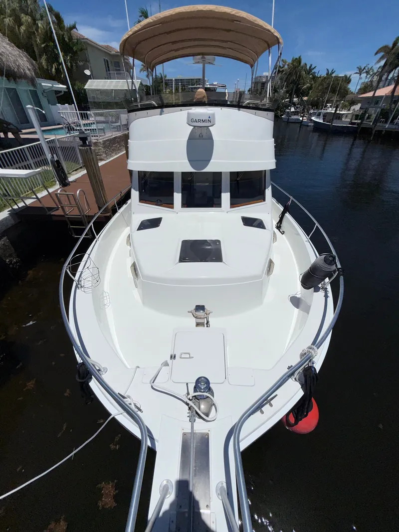 Slide: The Image of Mainship 390 Trawler 2001 - 64