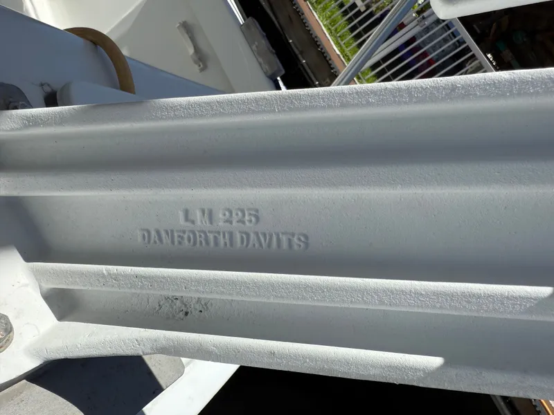 Slide: The Image of Mainship 390 Trawler 2001 - 71