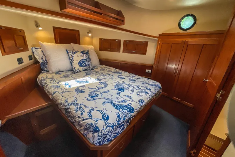 Slide: The Image of Stateroom - 9