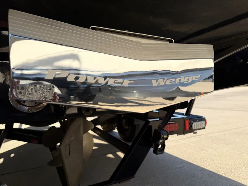 Slide: The Image of Malibu Wakesetter 21 VLX 2013 - 11