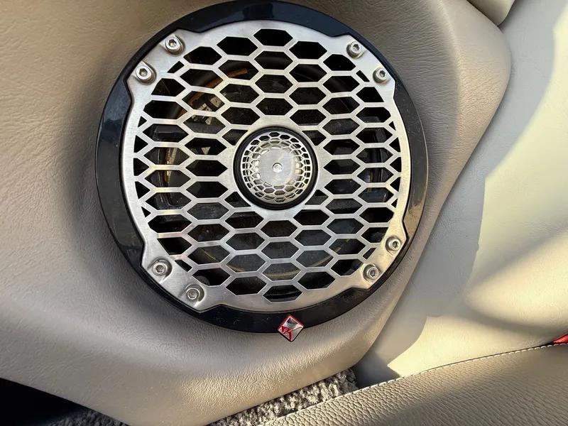 Slide: The Image of Malibu Wakesetter 21 VLX 2013 - 18