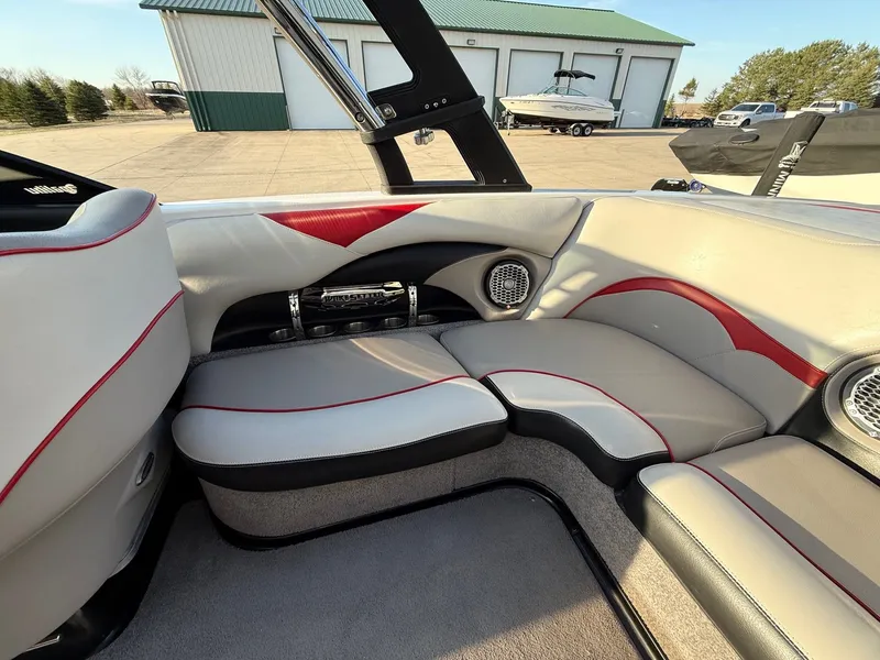 Slide: The Image of Malibu Wakesetter 21 VLX 2013 - 20