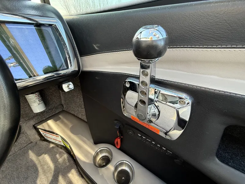 Slide: The Image of Malibu Wakesetter 21 VLX 2013 - 33