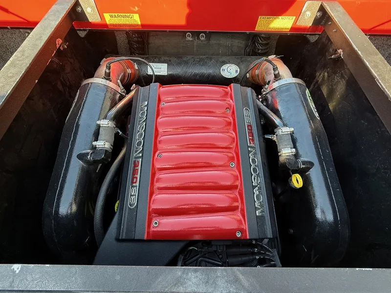 Slide: The Image of Malibu Wakesetter 21 VLX 2013 - 39