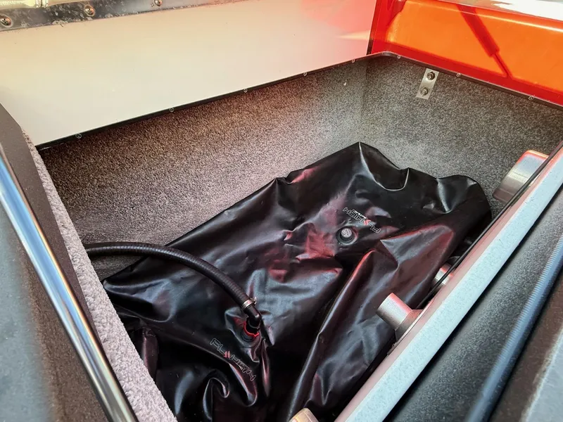 Slide: The Image of Malibu Wakesetter 21 VLX 2013 - 42