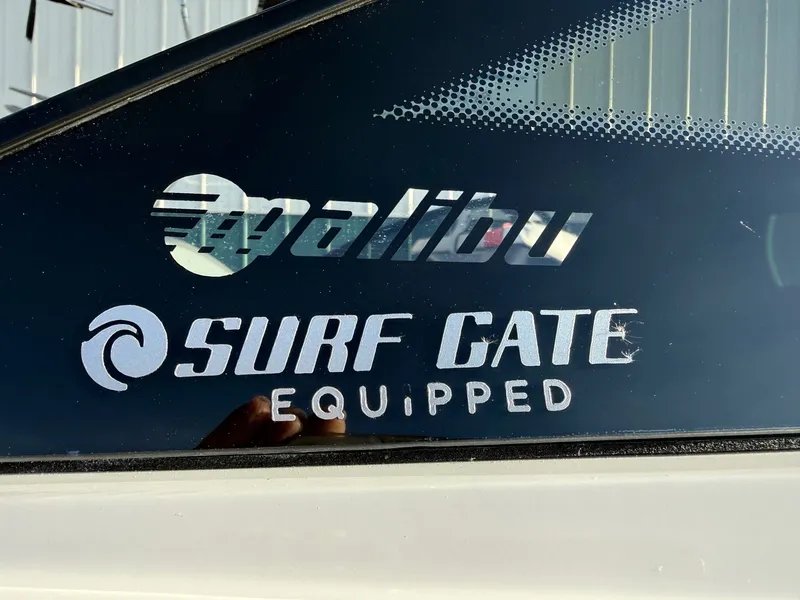 Slide: The Image of Malibu Wakesetter 21 VLX 2013 - 7