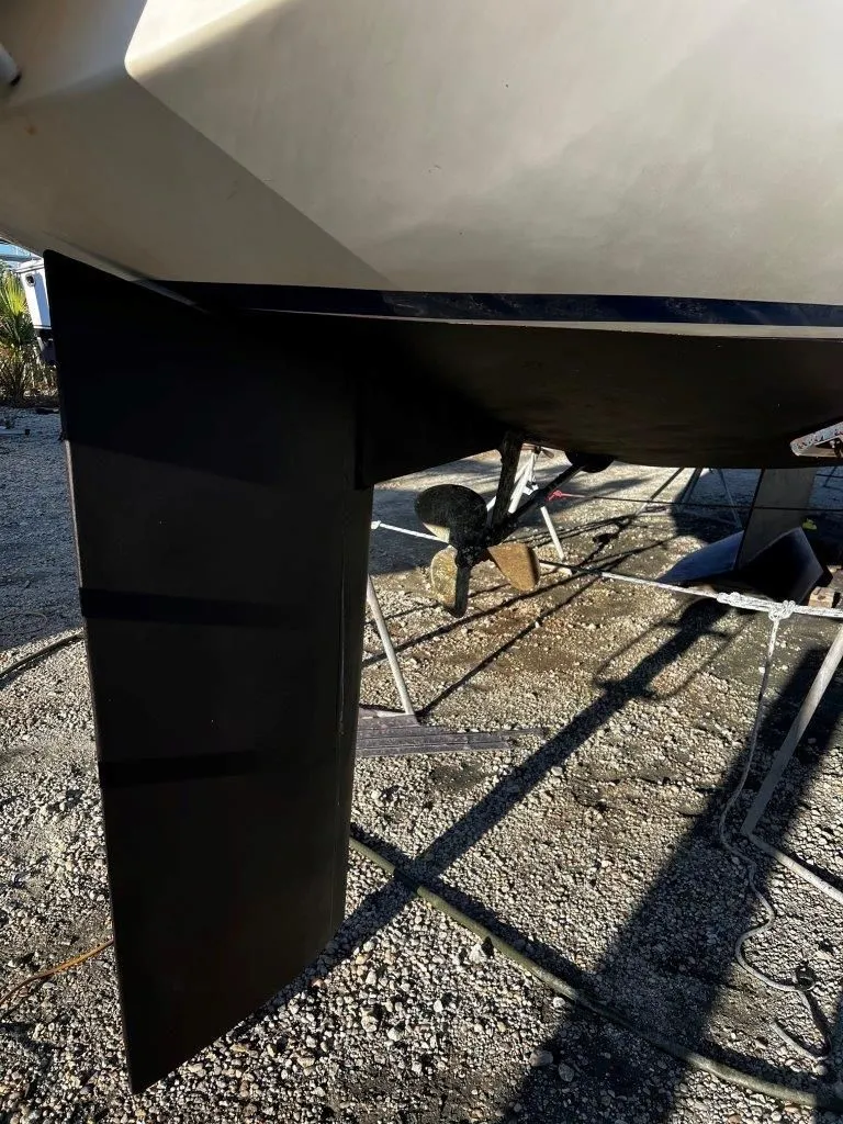 Slide: The Image of Pearson 37-2 1990 - 23