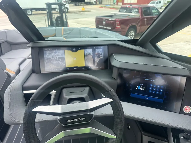 Slide: The Image of MasterCraft X22 2026 - 10