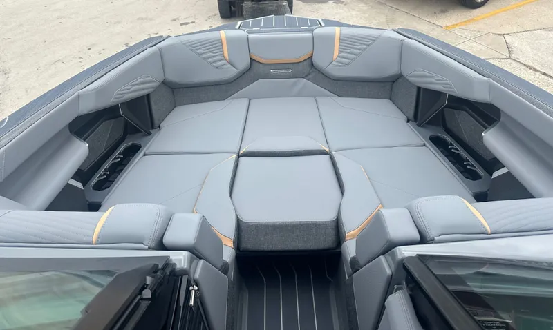 Slide: The Image of MasterCraft X22 2026 - 8