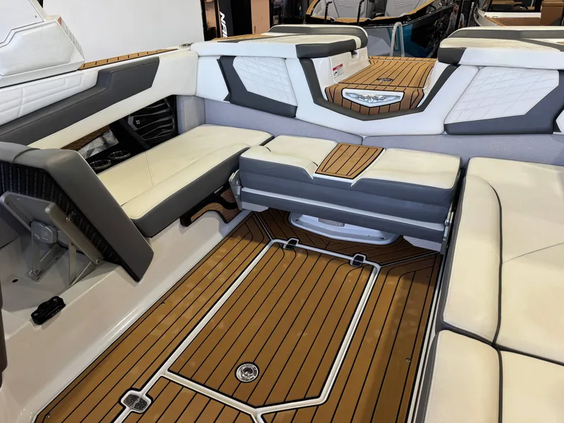Slide: The Image of Interior of 2022 Nautique Super Air Nautique G23 boat. - 15