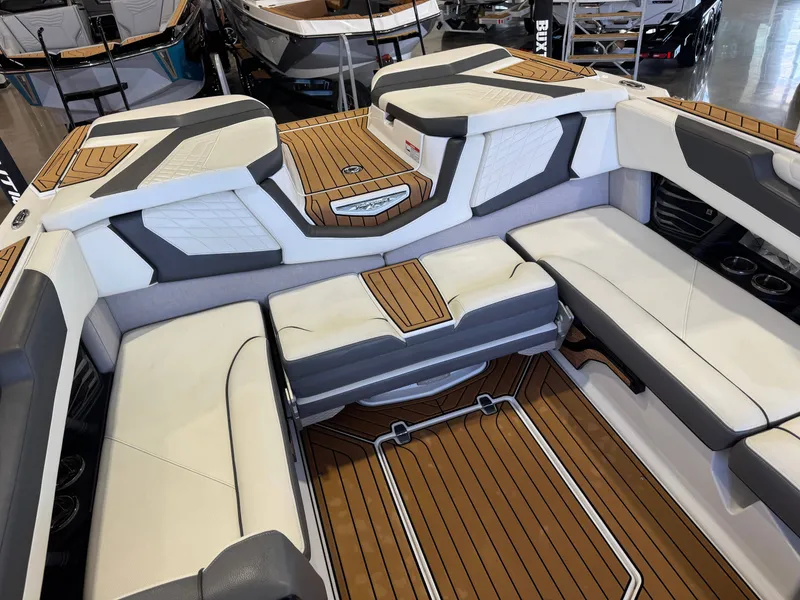 Slide: The Image of Interior of the 2022 Nautique Super Air Nautique G23 boat. - 16