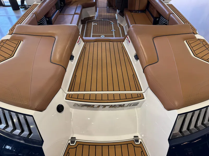 Slide: The Image of Interior of a 2019 Nautique Super Air Nautique G25 boat. - 10