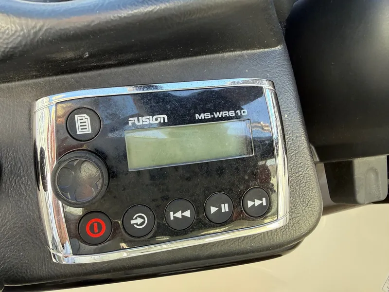 Slide: The Image of Fusion MS-WR610 control on 2012 Monterey 264FS boat. - 16