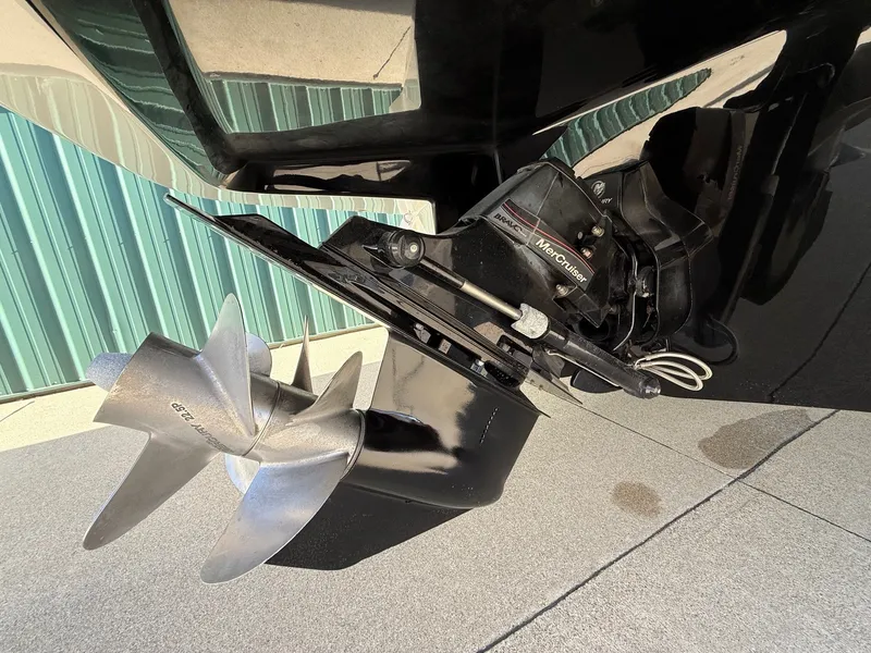 Slide: The Image of 2012 Monterey 264FS boat with MerCruiser drive and propeller. - 6