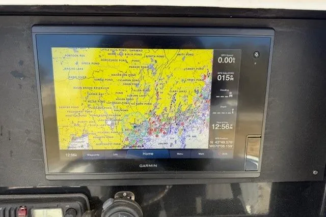 Slide: The Image of Garmin GPS display on 2004 Regulator 24 Forward Seating boat dashboard. - 11