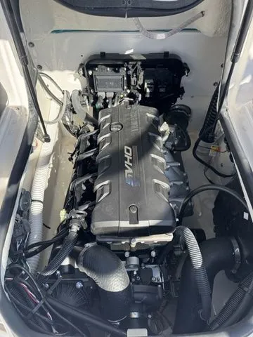 Slide: The Image of Yamaha 195S 2026 - 15