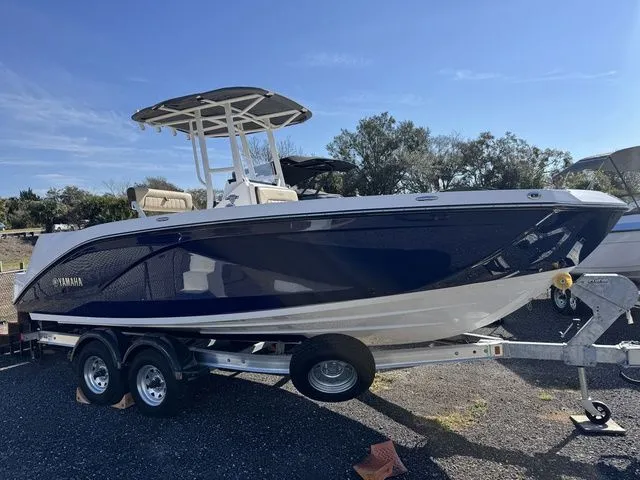 Slide: The Image of Yamaha 222 FSH Sport 2026 - 2