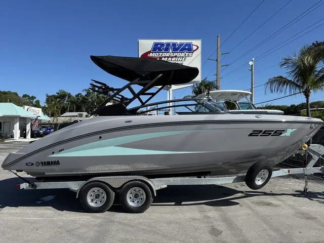 The Image of Yamaha 255XD 2026 - 1