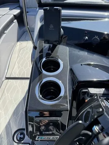 Slide: The Image of Yamaha 255XD 2026 - 25