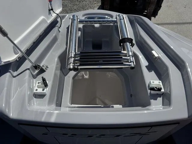 Slide: The Image of Yamaha 255XD 2026 - 32