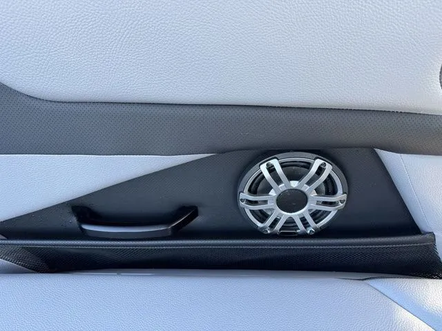 Slide: The Image of Yamaha 255XD 2026 - 41