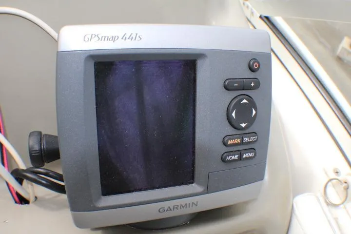 Slide: The Image of Garmin GPSmap 441s device on 1998 Bayliner 2655 Ciera Sunbridge boat dashboard. - 37