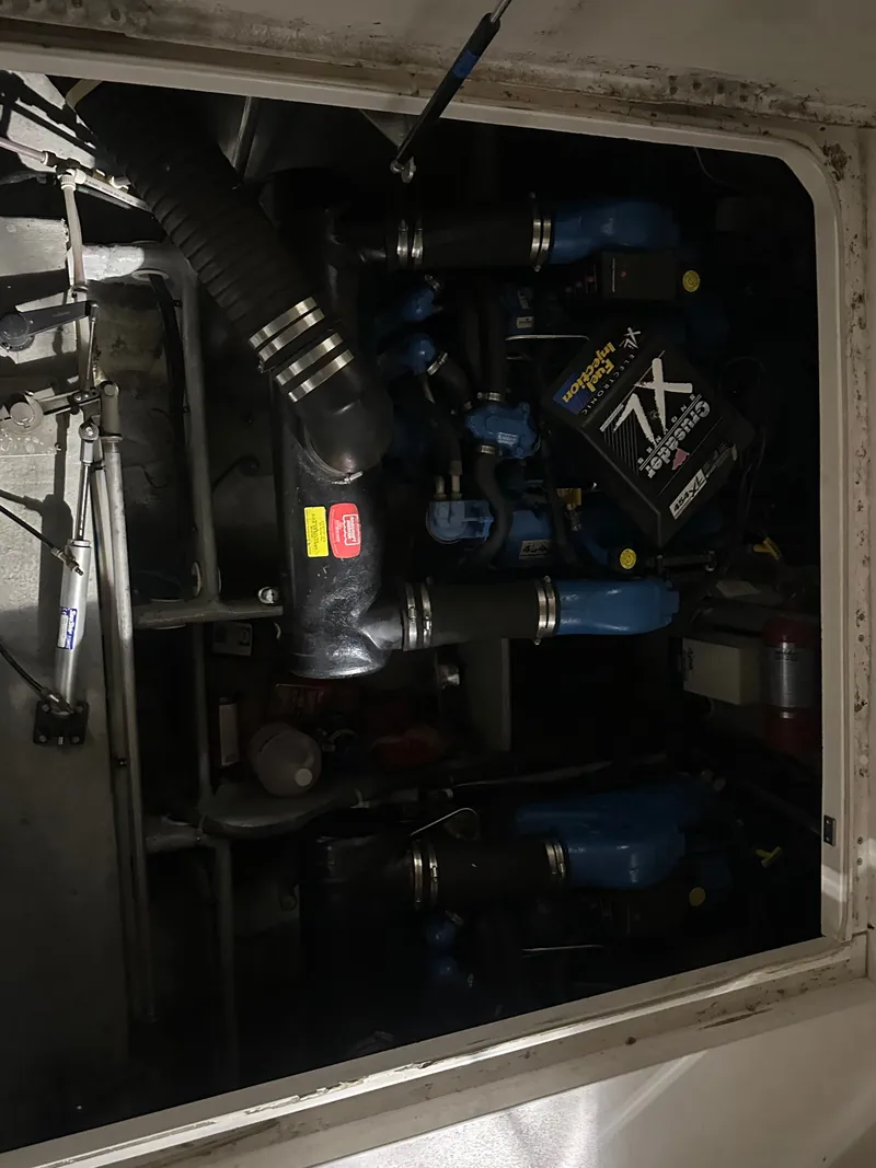 Slide: The Image of Engine room of a 1998 Silverton 351 Sedan boat. - 30