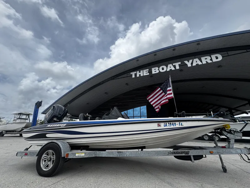 Slide: The Image of 2006 Stratos 285 Pro XL boat at The Boat Yard. - 2