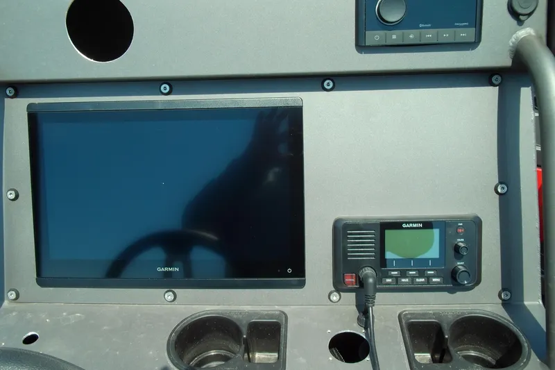 Slide: The Image of Dashboard of 2026 Stabicraft 2050 Frontier with Garmin navigation system. - 5