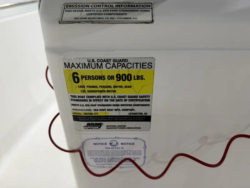 Slide: The Image of Sea Hunt Triton 177 2014 - 15