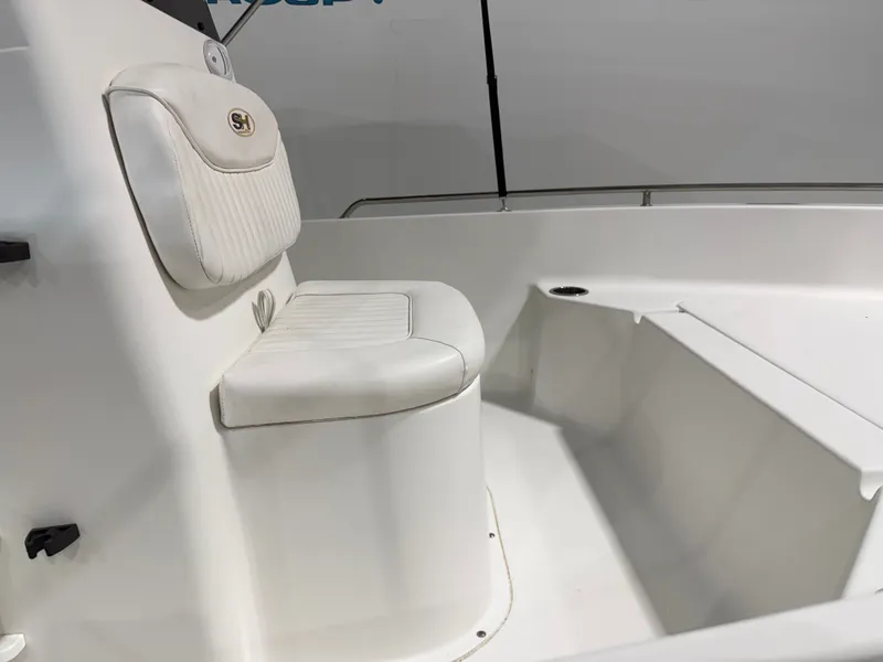 Slide: The Image of Sea Hunt Triton 177 2014 - 8