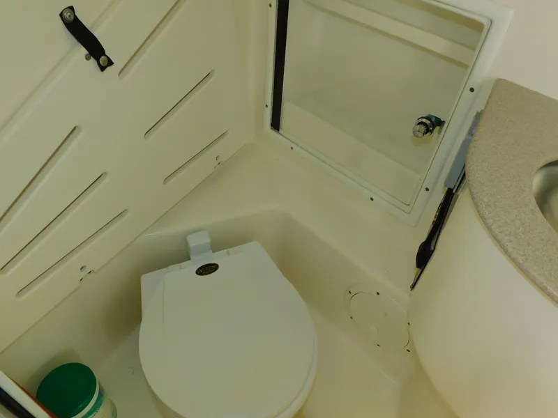 Slide: The Image of Pursuit 3070 Offshore 2002 - 65