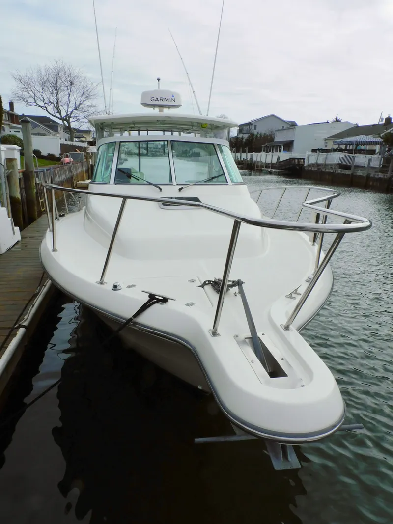 Slide: The Image of Pursuit 3070 Offshore 2002 - 9