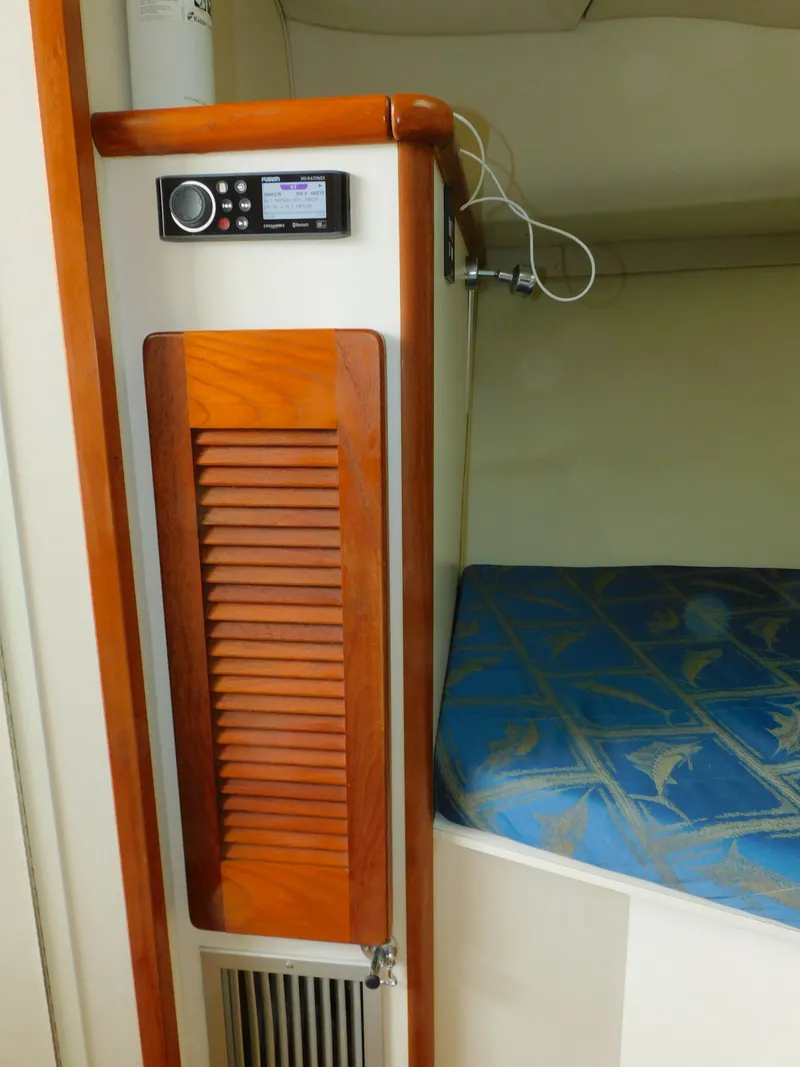 Slide: The Image of Pursuit Express 3070 2002 - 58