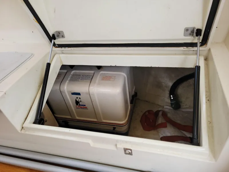 Slide: The Image of Little Harbor 51 Pilothouse 1996 - 55
