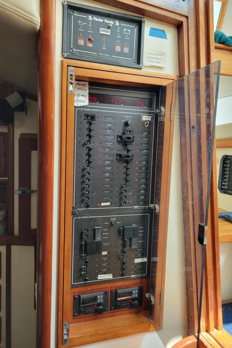 Slide: The Image of Little Harbor 51 Pilothouse 1996 - 50