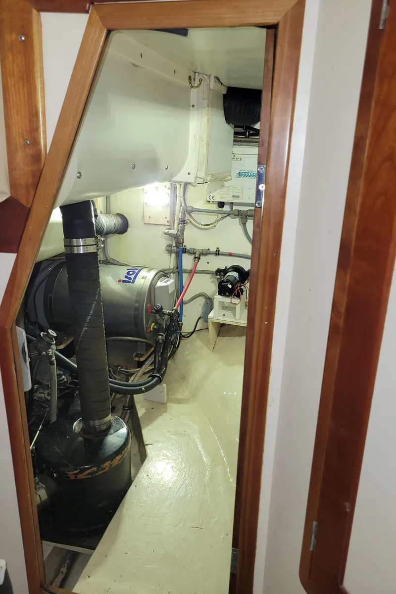 Slide: The Image of Little Harbor 51 Pilothouse 1996 - 52