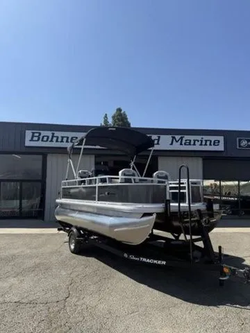 The Image of Sun Tracker Bass Buggy 16 XL Select 2026 - 1