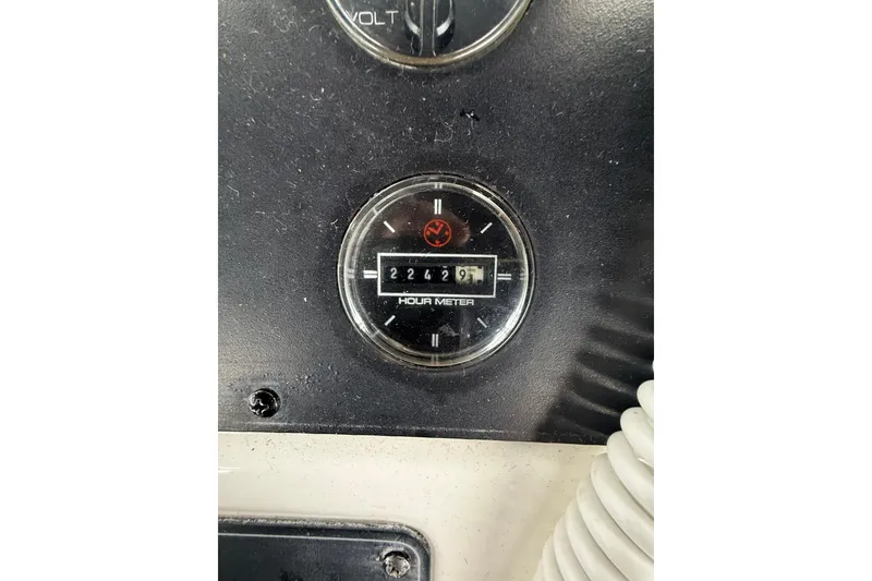 Slide: The Image of Hour meter showing 2242.9 hours on 2001 Bayliner 3388 Command Bridge Motoryacht. - 67