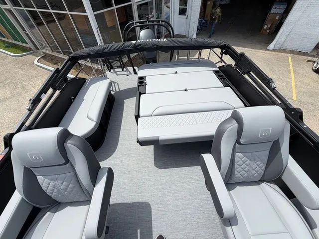 Slide: The Image of Godfrey Sweetwater 2286 SFLC - Suzuki 250 SS 2026 - 13