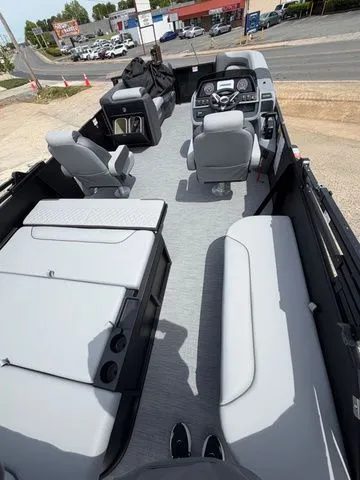 Slide: The Image of Godfrey Sweetwater 2286 SFLC - Suzuki 250 SS 2026 - 7