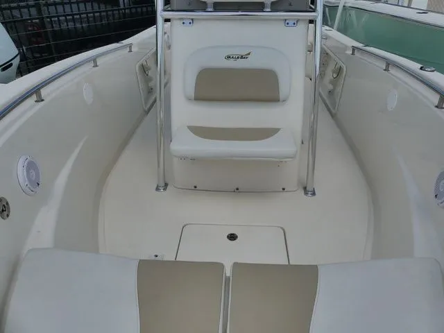 Slide: The Image of Bulls Bay 230 Center Console 2023 - 15