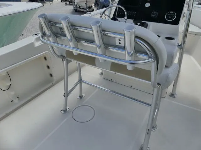 Slide: The Image of Bulls Bay 230 Center Console 2023 - 8