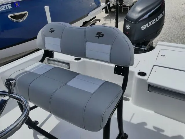 Slide: The Image of Sea Pro 228 2020 - 8