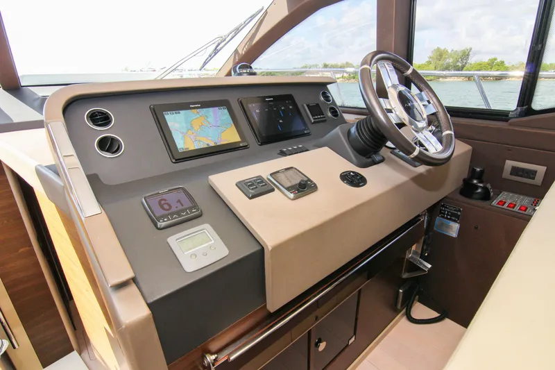 Slide: The Image of Azimut 50 2016 - 116