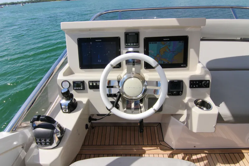 Slide: The Image of Azimut 50 2016 - 130