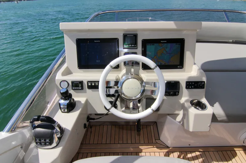Slide: The Image of Azimut 50 2016 - 131