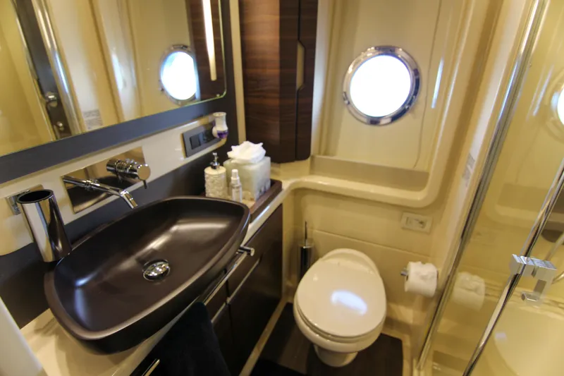 Slide: The Image of Azimut 50 2016 - 68