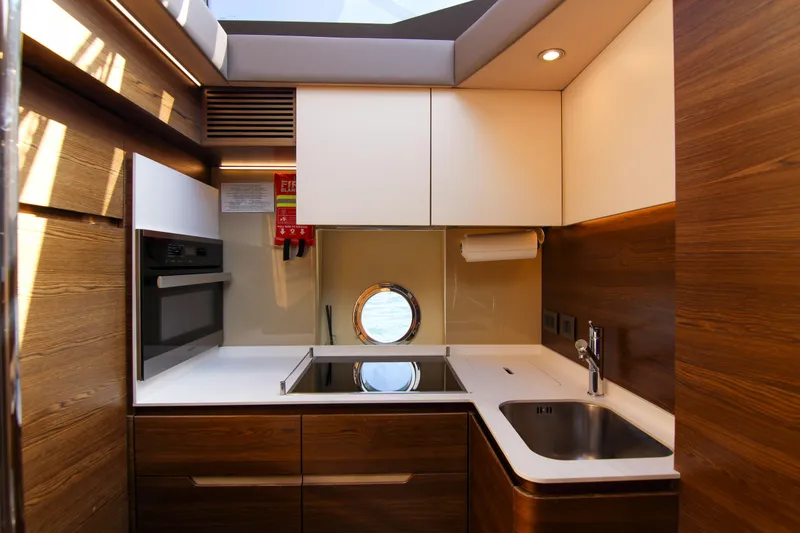 Slide: The Image of Azimut 50 2016 - 71